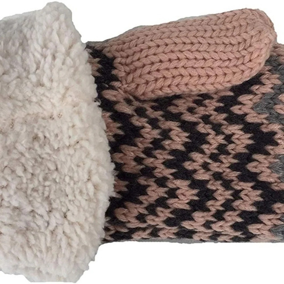 NWT Timberland Pink Fair Isle Fleece Lined Mittens - Picture 2 of 6